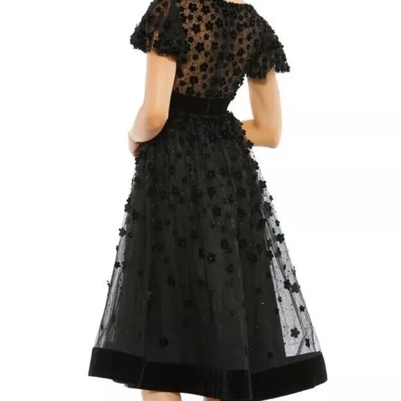 Mac Duggal Black Floral Appliqué Cocktail Midi Dress - Picture 2 of 8